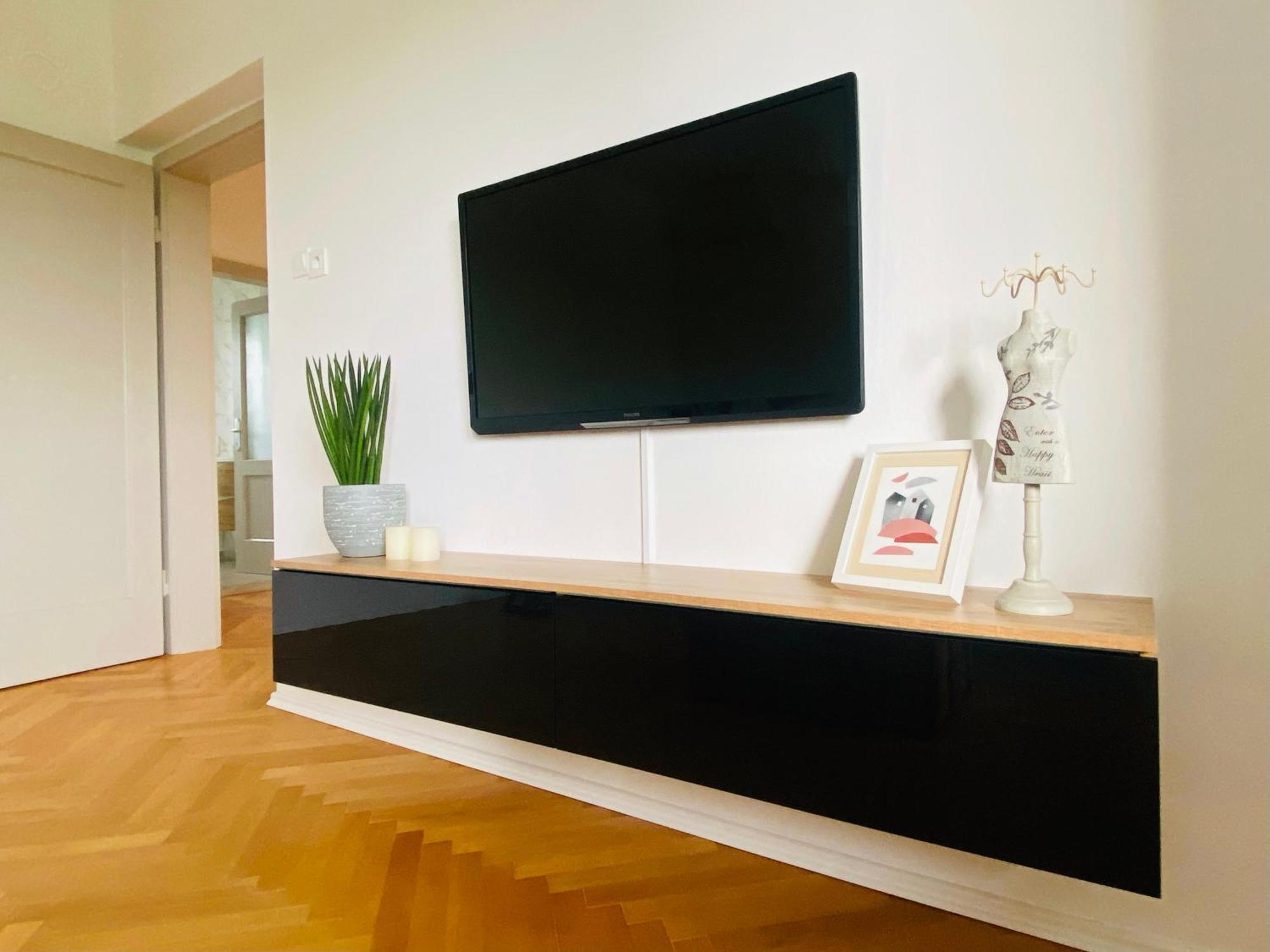 Apartma Srecko, Sezana Bagian luar foto